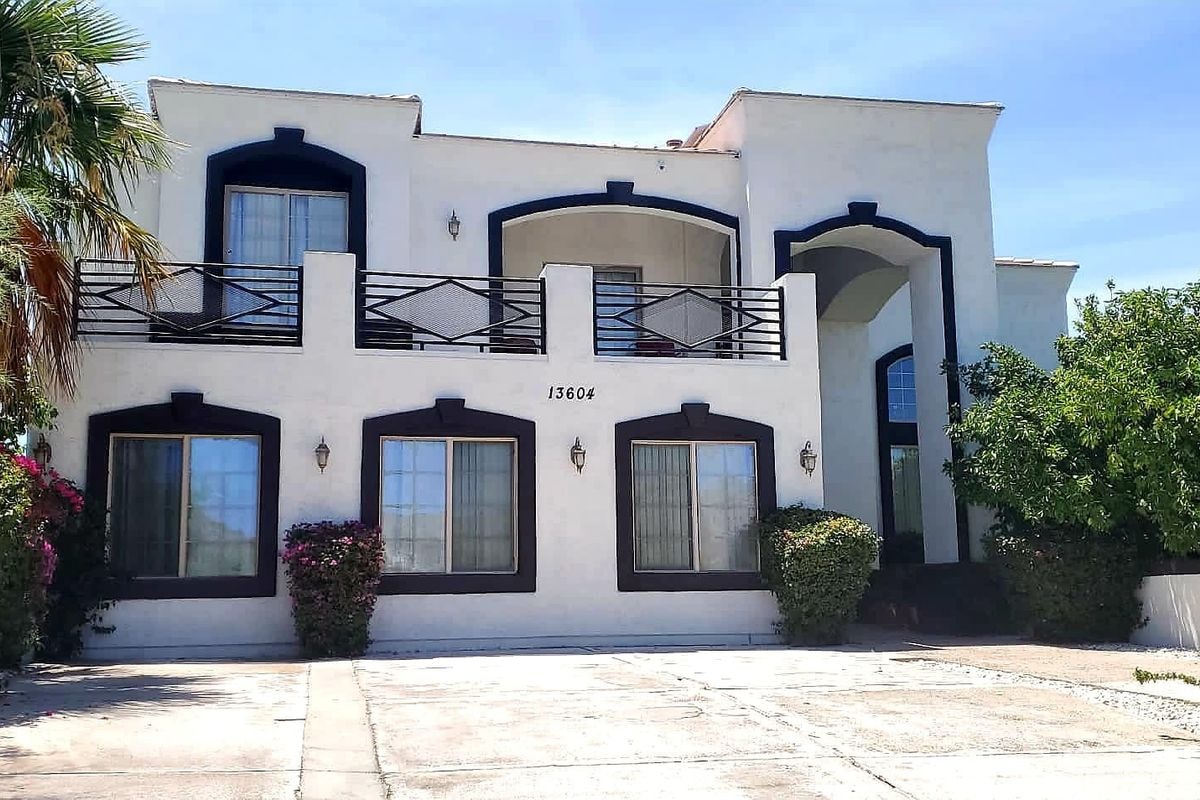 palm-house-of-arizona-gallery-0